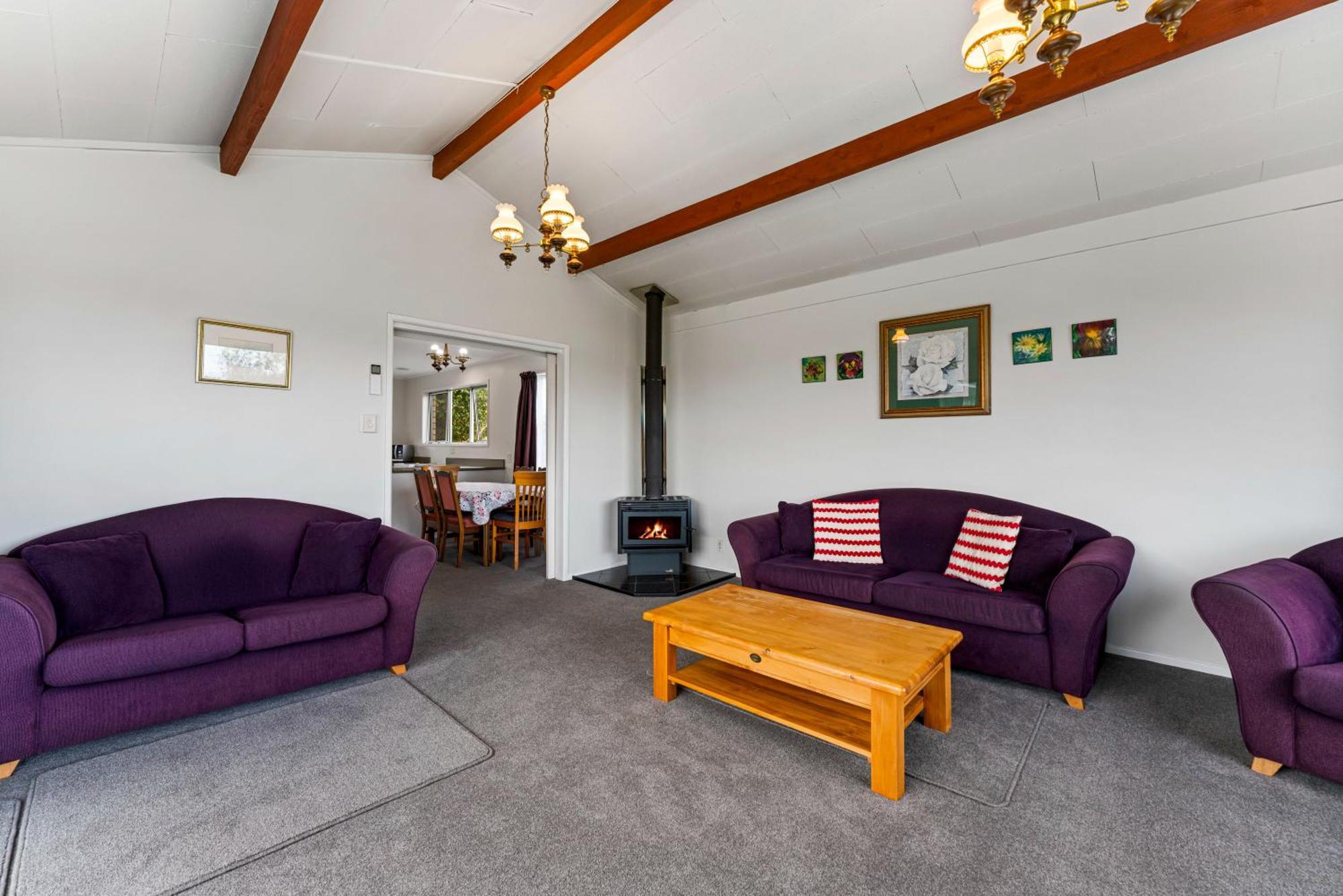 Classic Bach Taupo Exterior photo